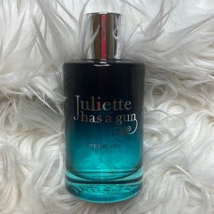 Juliette has a Gun Pear Inc. Perfume